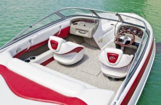 CROWNLINE 18 SS BOWRIDER